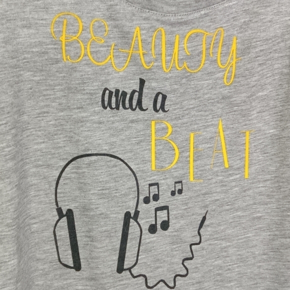 Justin Bieber Believe Tour Crop Tank Top Gray Beauty and a Beat Graphic Print - Picture 2 of 4